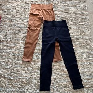 Women's Set of Black and Brown Ribbed Leggings